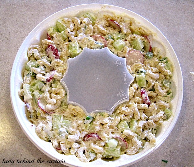 Garden Macaroni Salad Lady Behind the Curtain