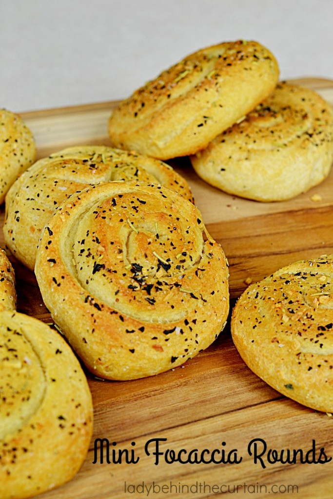 Mini Focaccia Rounds