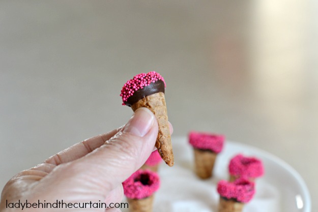 Drumstick Cupcakes - Lady Behind The Curtain