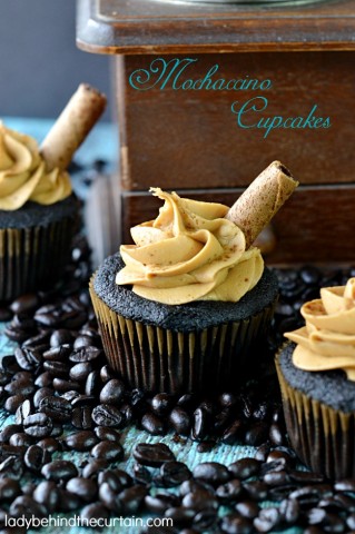 Mochaccino Cupcakes - Lady Behind The Curtain
