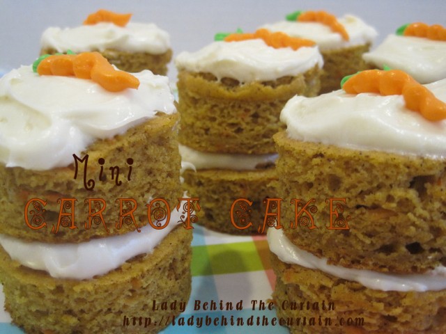 mini carrot cakes