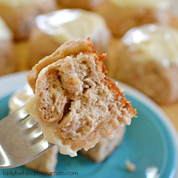 Carrot Cake Cinnamon Rolls - Lady Behind The Curtain