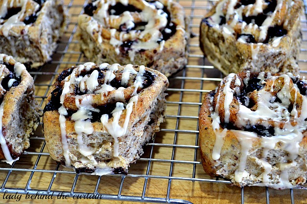 Blueberry Wheat Cinnamon Rolls - Lady Behind The Curtain