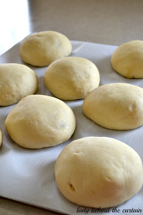 Pretzel Hamburger Buns