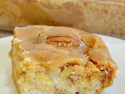 Caramel Apple Cake