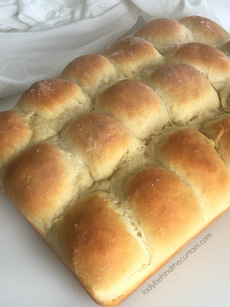Easy Overnight Refrigerator Dinner Rolls