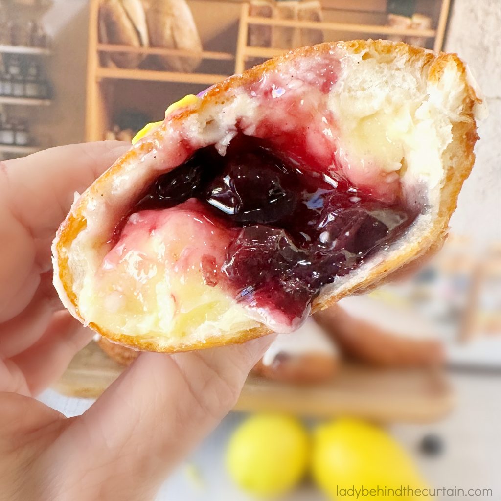 Easy Blueberry Lemon Cream Filled Biscuit
