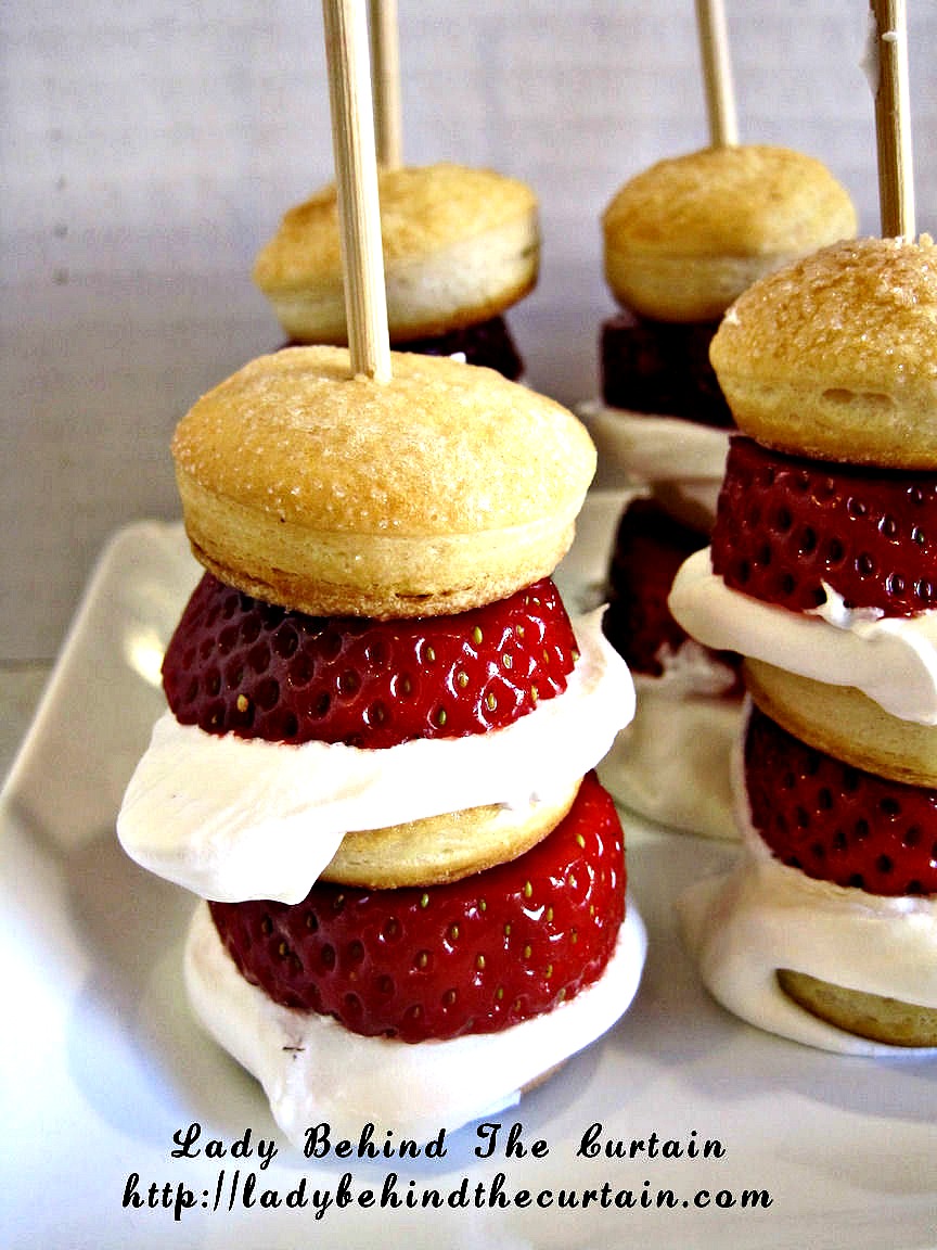 Lady-Behind-The-Curtain-Strawberry-Shortcake-Appetizer-11