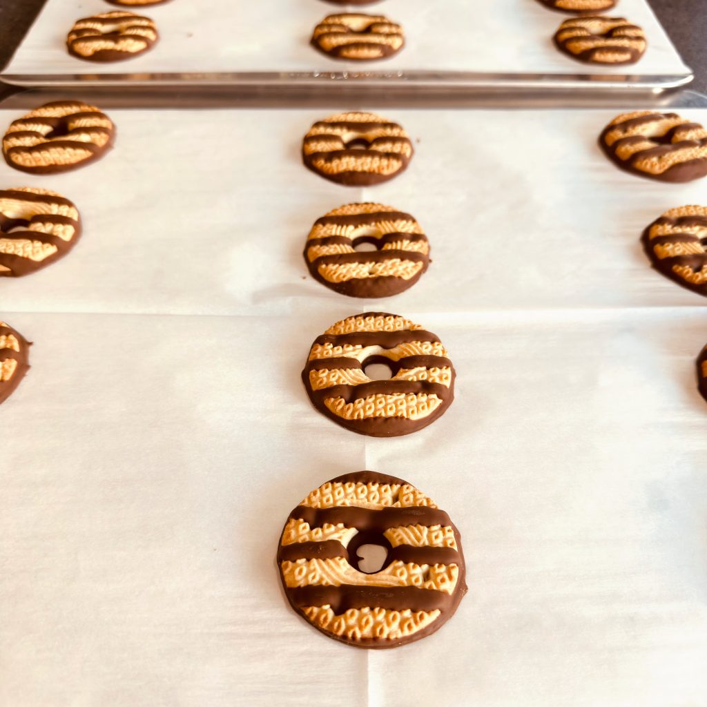 Easy Copycat Samoas Cookies with Keebler Fudge Stripes