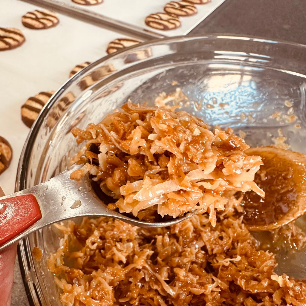 Easy Copycat Samoas Cookies with Keebler Fudge Stripes