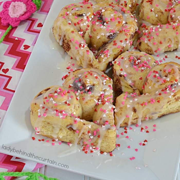 Sweetheart Cinnamon Rolls