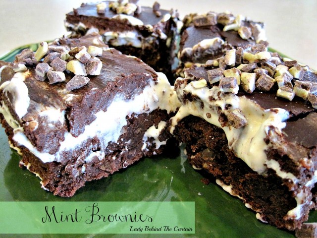 Lady-Behind-The-Curtain-Mint-Brownies-640x480