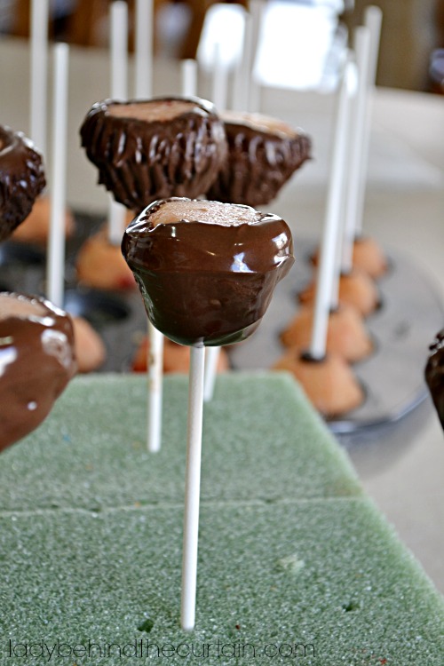 Pina Colada Cake Pops - Lady Behind The Curtain