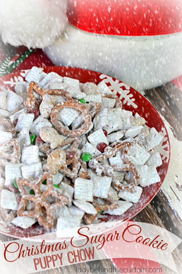 Christmas Sugar Cookie Puppy Chow