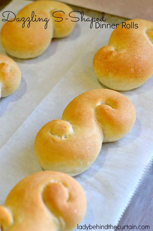 Dazzling S-Shaped Dinner Rolls - Lady Behind The Curtain