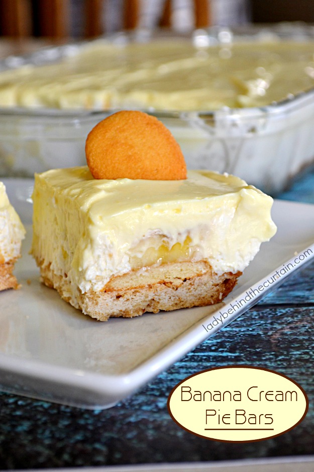 Recipe for Banana Cream Pie Bars - Lady behind The Curtain