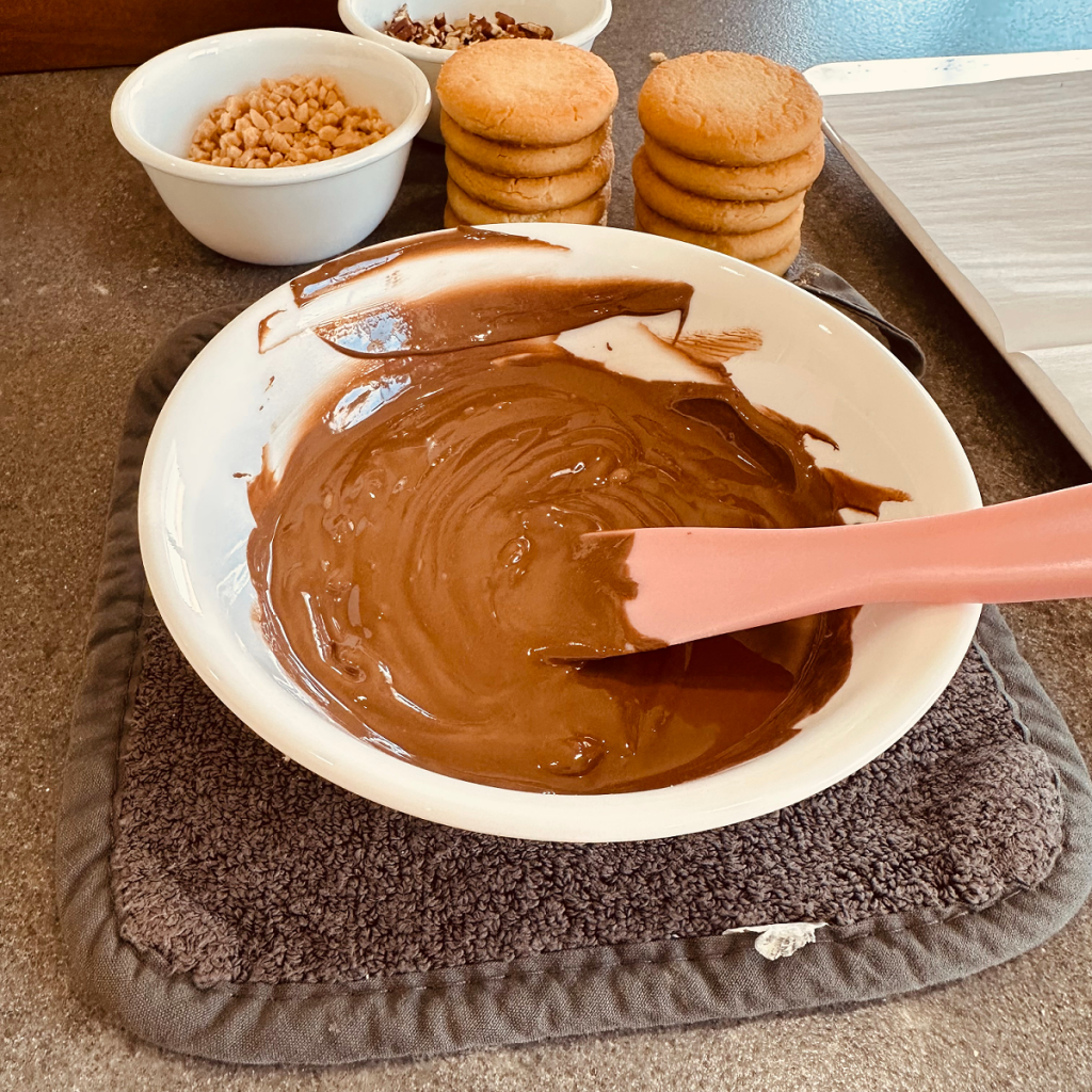 Dipped Shortbread Cookies