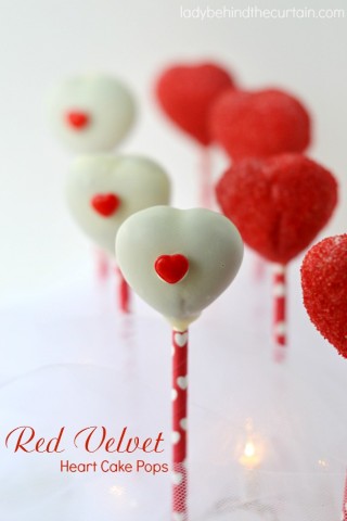 Red Velvet Heart Cake Pops - The perfect Valentine's Day Dessert.