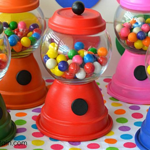 DIY Gumball Machine Party Favors - Lady Behind The Curtain