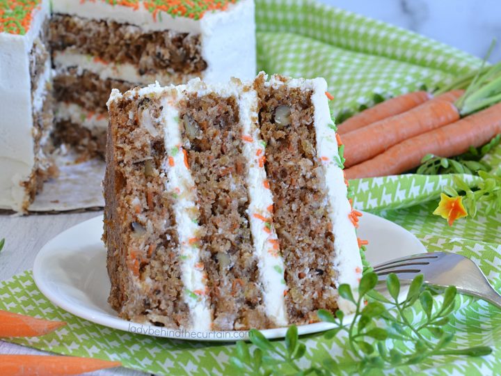 Super Moist Carrot Cake