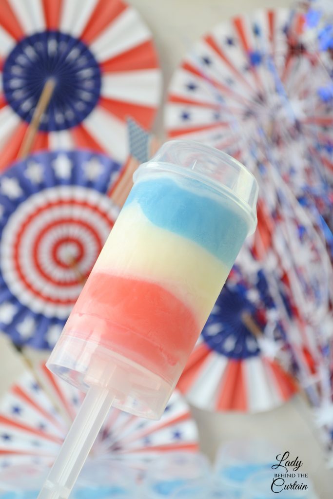 Patriotic White Chocolate Pudding Pops