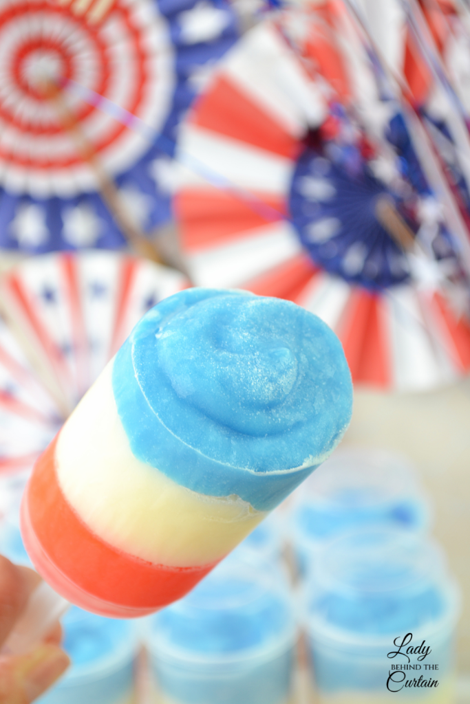 Patriotic White Chocolate Pudding Pops