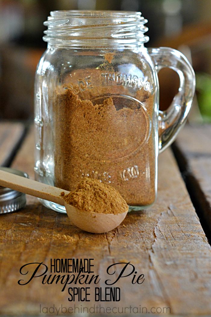 Homemade Pumpkin Pie Spice Blend | Bring the warm flavors of Fall to your table with this easy to make spice blend.