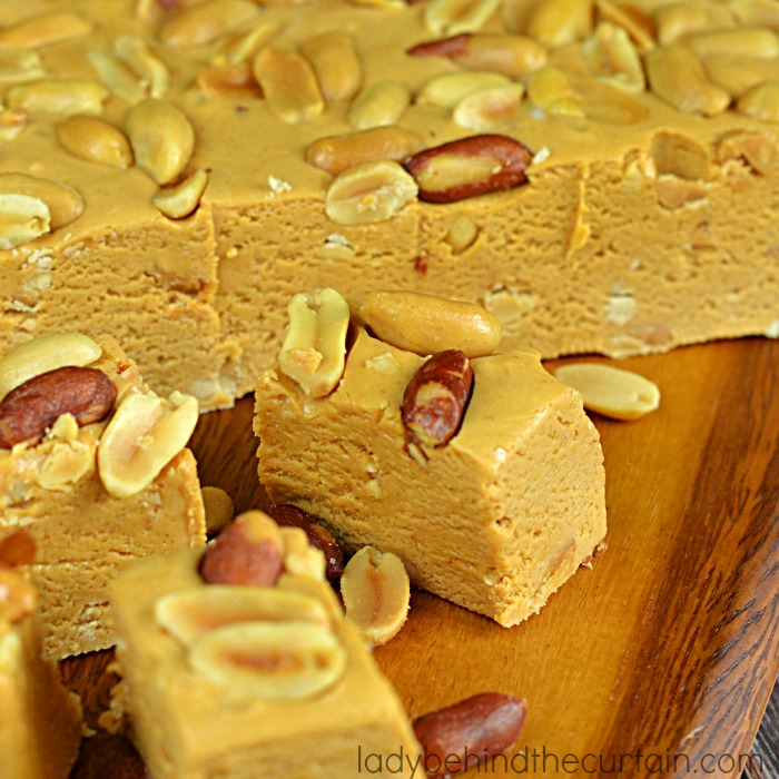 Caramel Peanut Fudge | This fudge is my nod to my favorite Payday candy bar. 