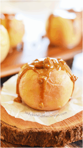 Baked Apples with Cheesecake Filling and Caramel Pecan Topping