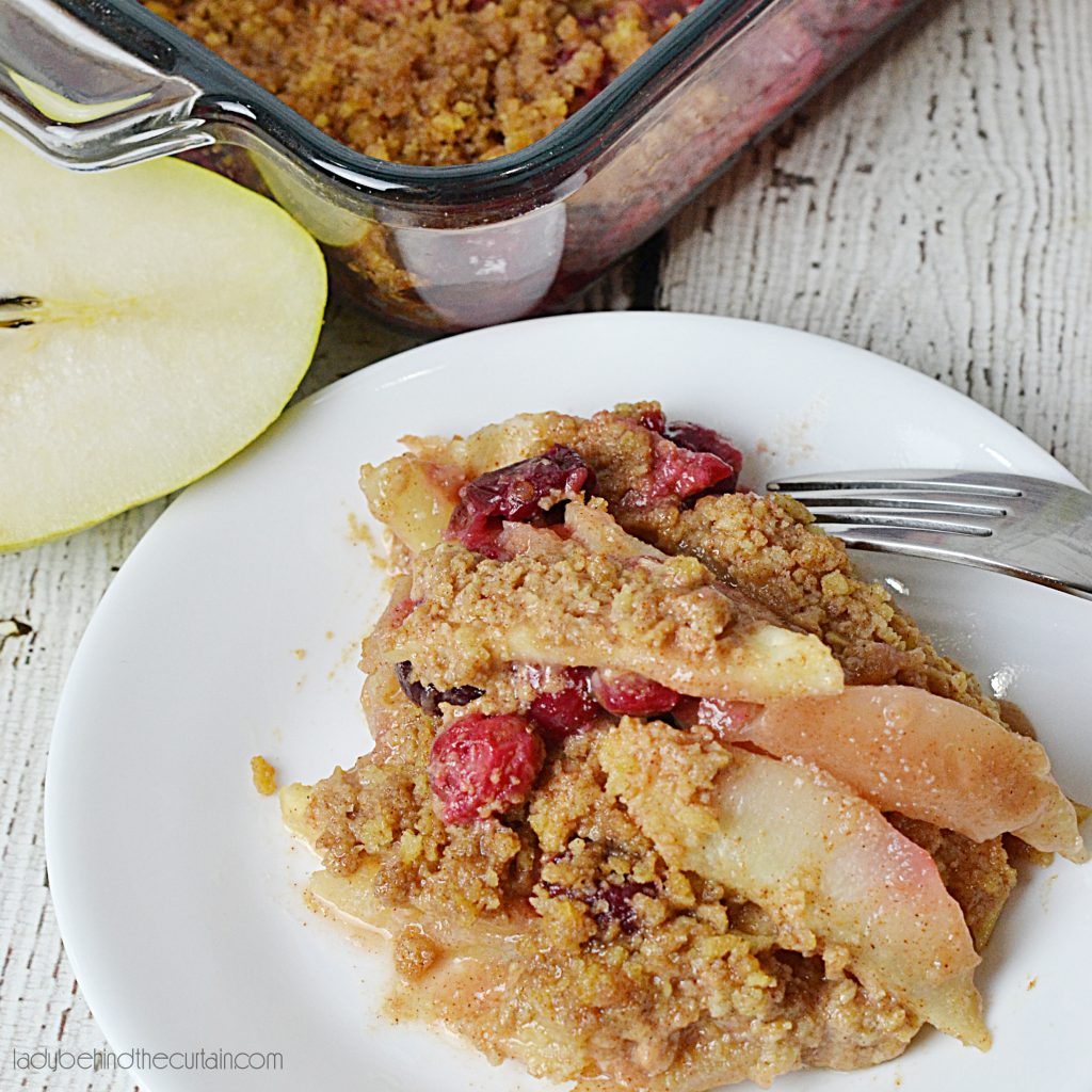 Cinnamon Cranberry Pear Crisp