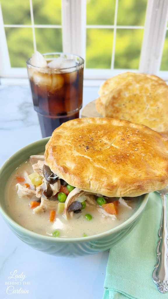 Chicken Pot Pie Soup