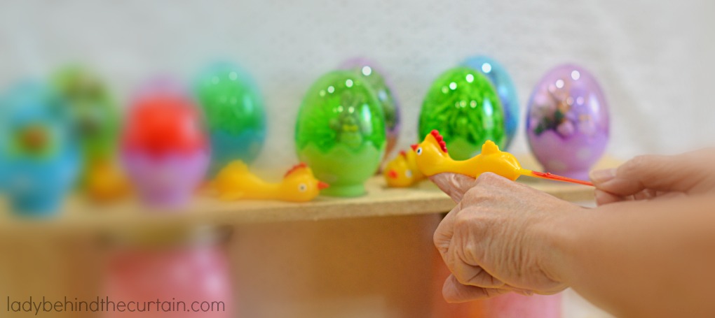 Easter Egg Chicken Fling Game