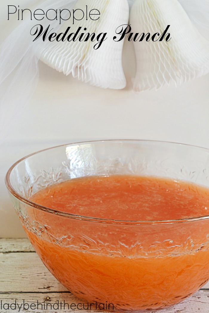 Pineapple Wedding Punch | Den perfekte slag for en bryllupsfeiring, brude dusj eller baby shower.