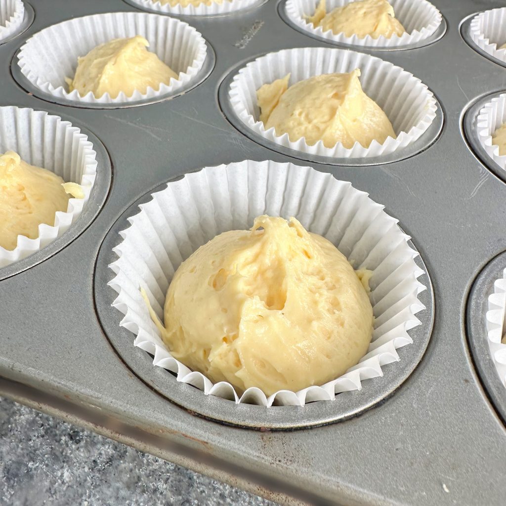 Eclair Cupcakes