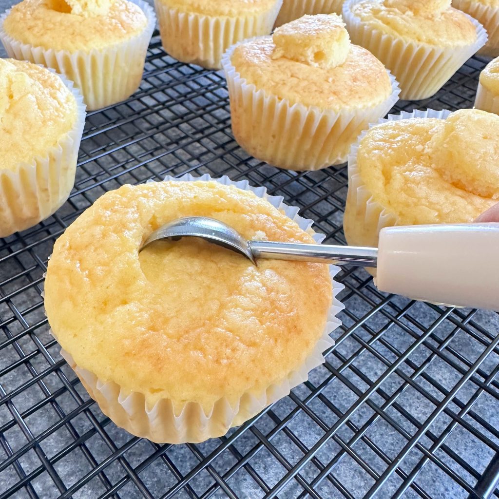 Eclair Cupcakes