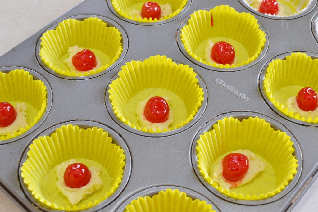 Pineapple Cupcakes