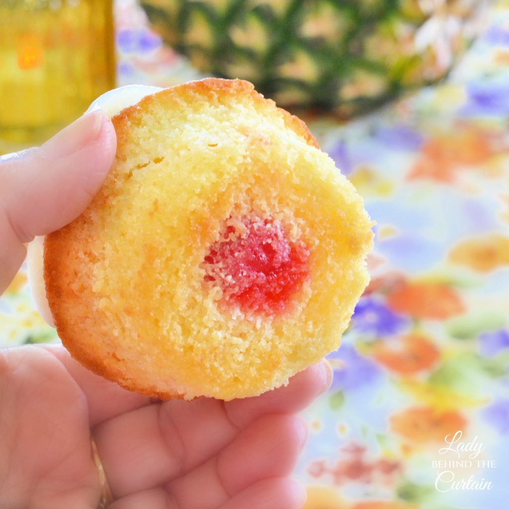 Pineapple Cupcakes