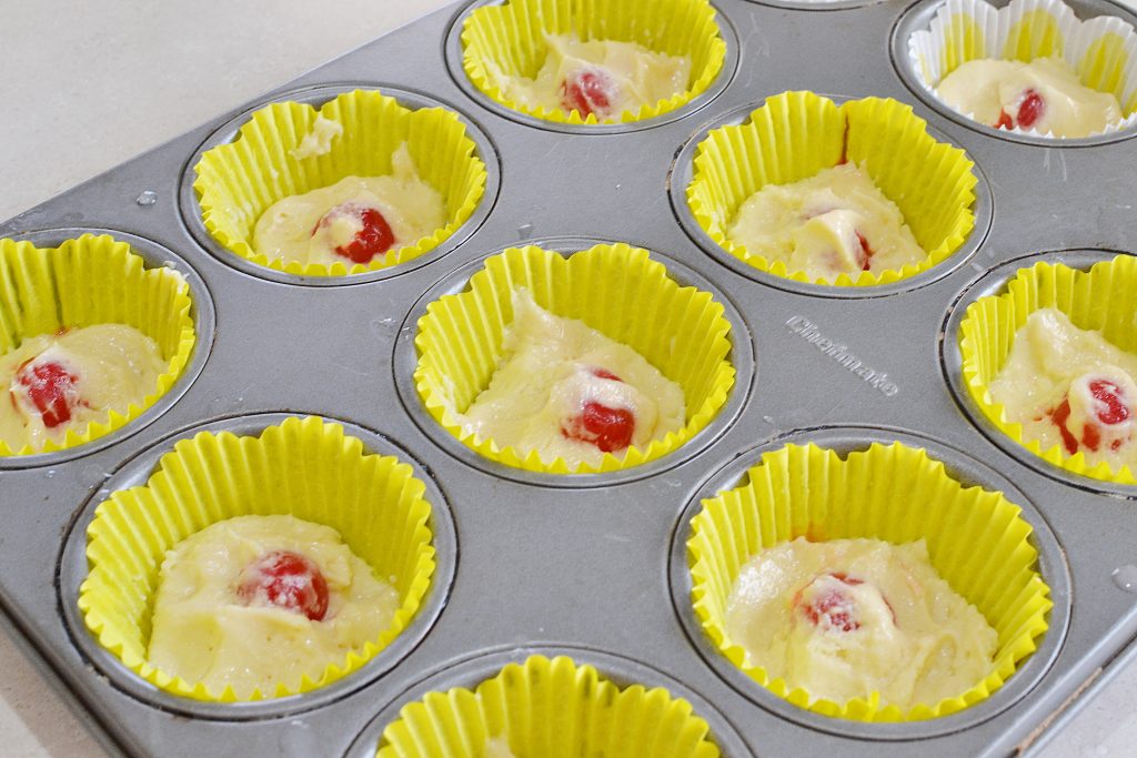 Pineapple Cupcakes