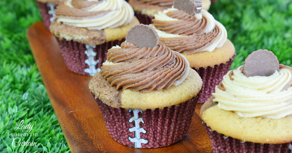 Peanut Butter Chocolate Twist Cupcakes