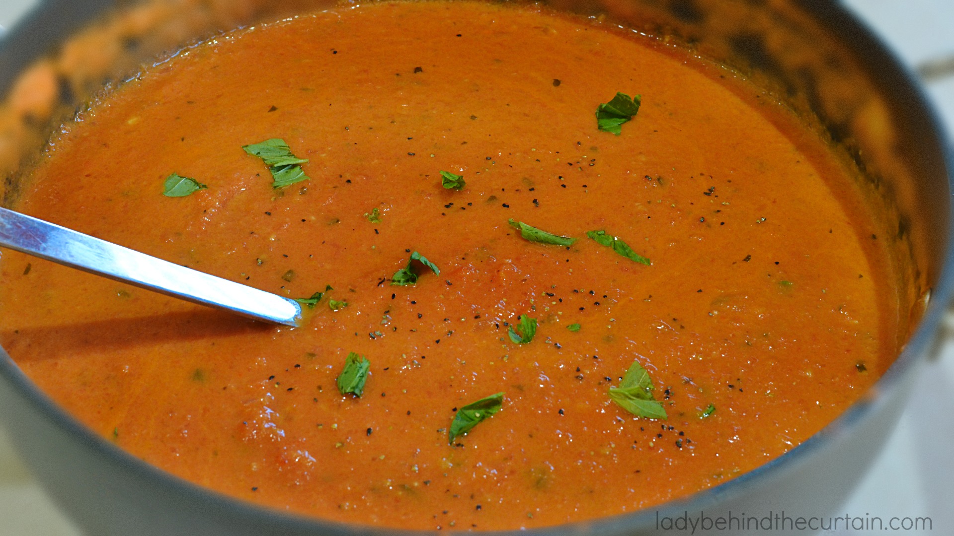 Creamy Vodka Sauce | A flavorful sauce that goes beautifully with your favorite pasta, chicken or seafood.