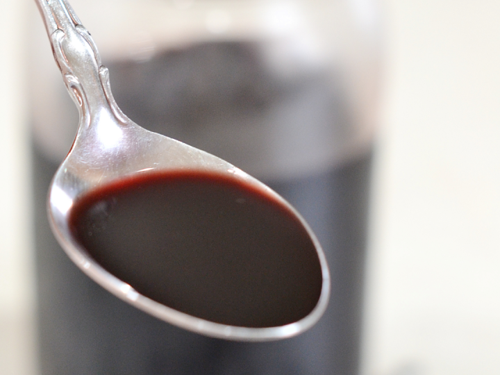 Homemade Elderberry Syrup