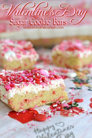 Valentine's Day Sugar Cookie Bars| kids party treats, valentine's day kids party, easy recipe, sugar cookie recipe
