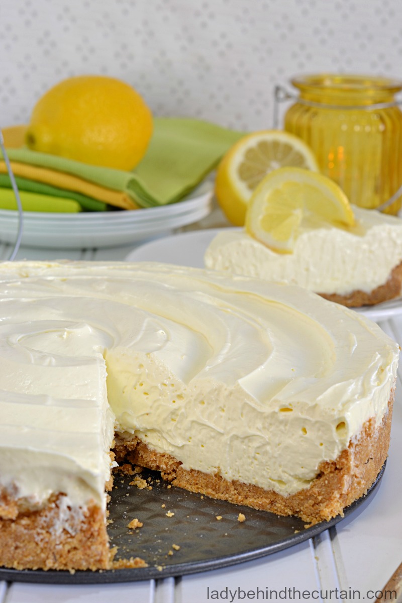 Lemonade Icebox Pie