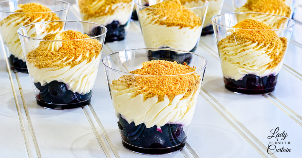 No-Bake Blueberry Cheesecake Cups