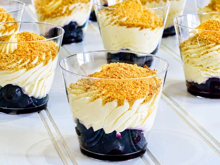 No-Bake Blueberry Cheesecake Cups