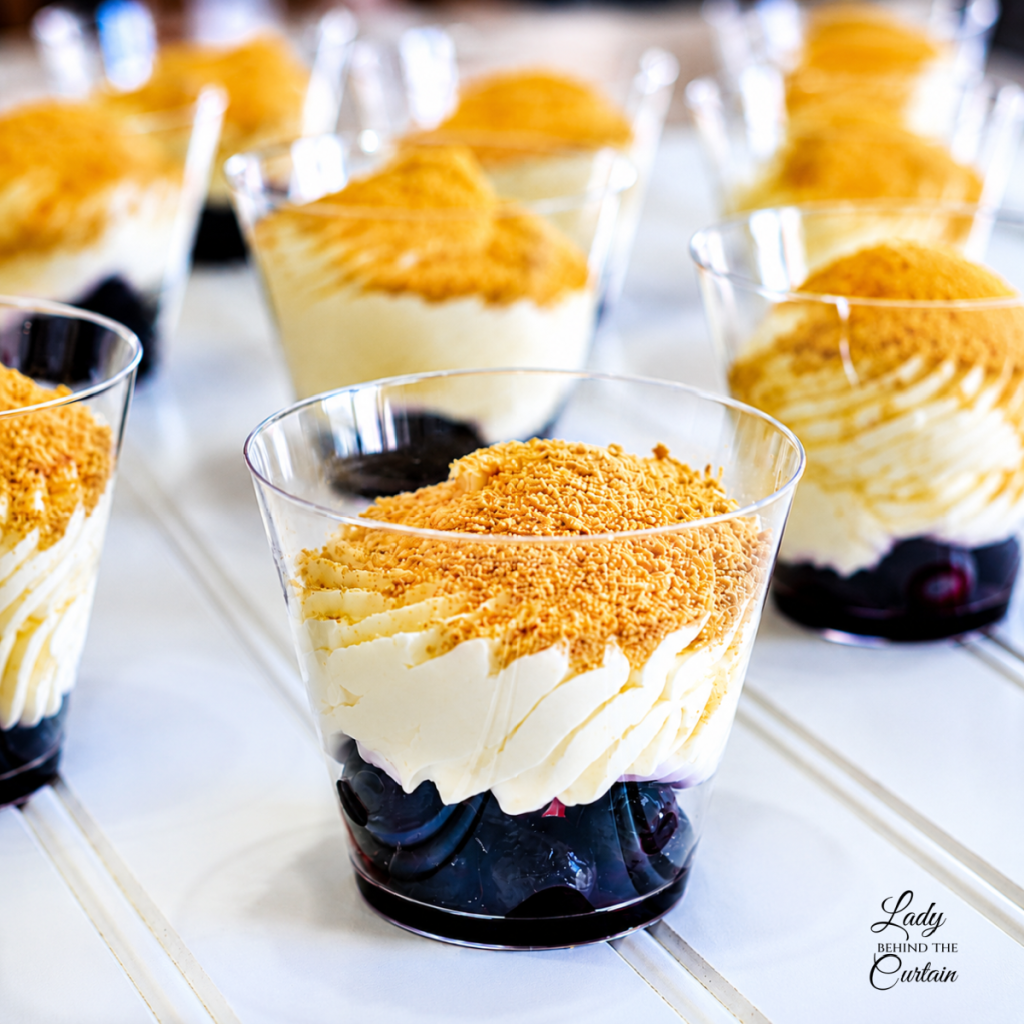 No-Bake Blueberry Cheesecake Cups