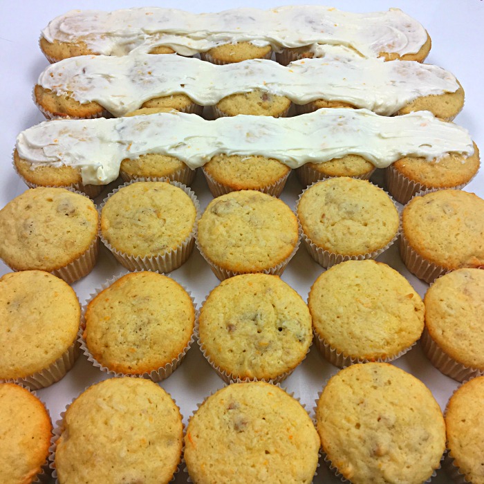 Italian Cream Christmas Cupcake Pull Apart
