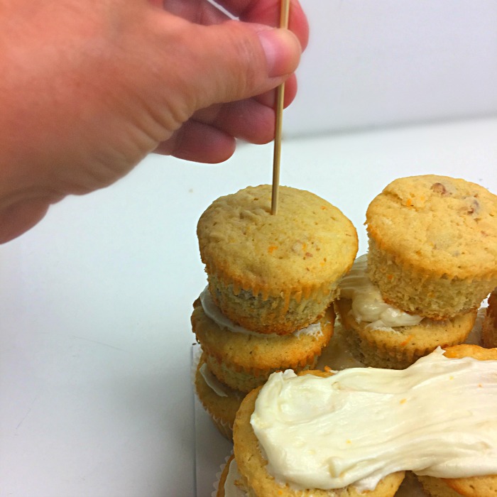 Italian Cream Christmas Cupcake Pull Apart