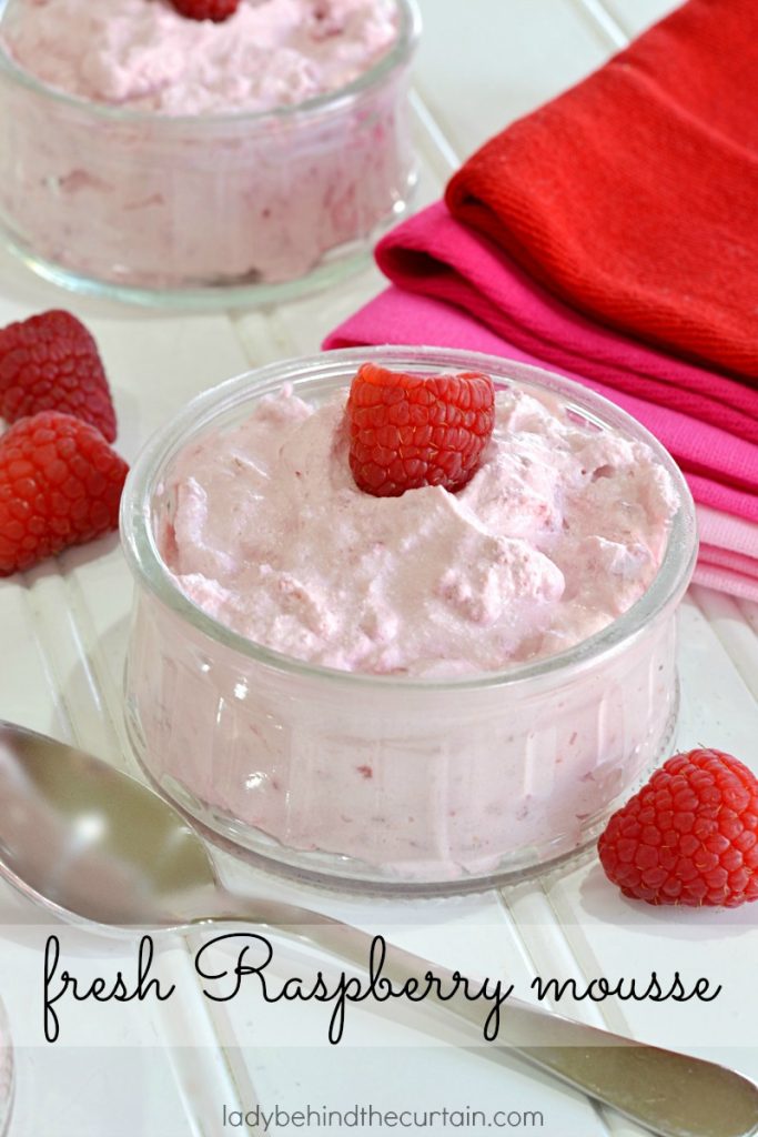 Fresh Raspberry Mousse, light dessert, easy dessert recipe