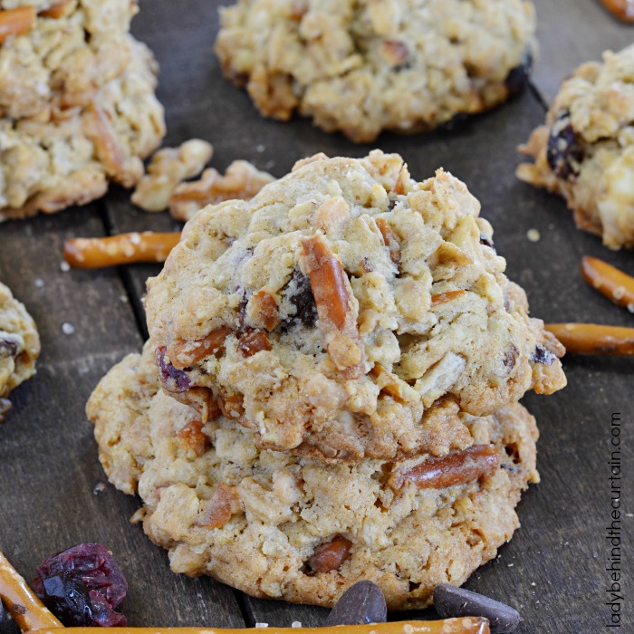 Oatmeal Trash Cookies